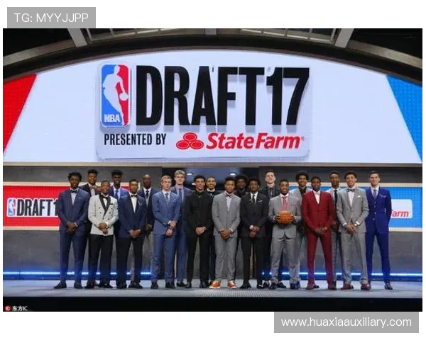 回顾2017年NBA选秀大会:状元秀与未来之星的崛起轨迹 回顾2017年NBA选秀大会:状元秀与未来之星的崛起轨迹