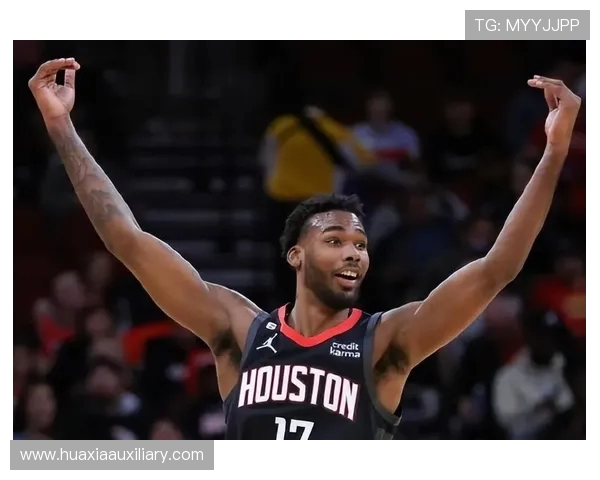 火箭队15号球员的详细资料