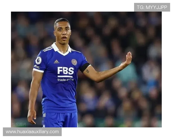 英超球队亏损情况年度报告与财政风险提示