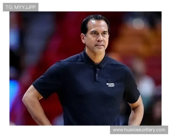 教练穿西装是否合适斯波幽默回应莱利风格与自身差异